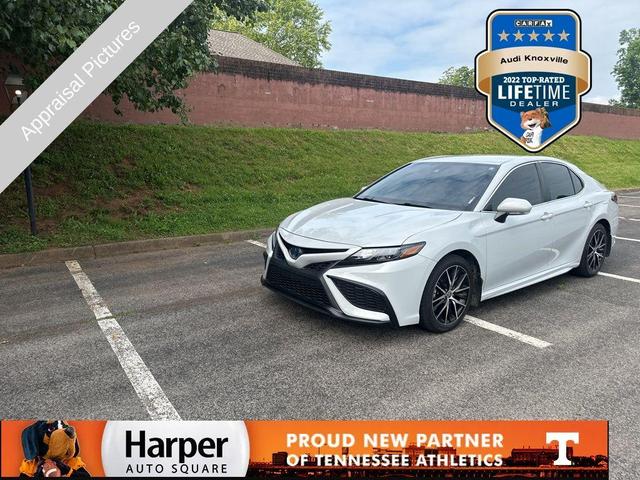2022 Toyota Camry Hybrid