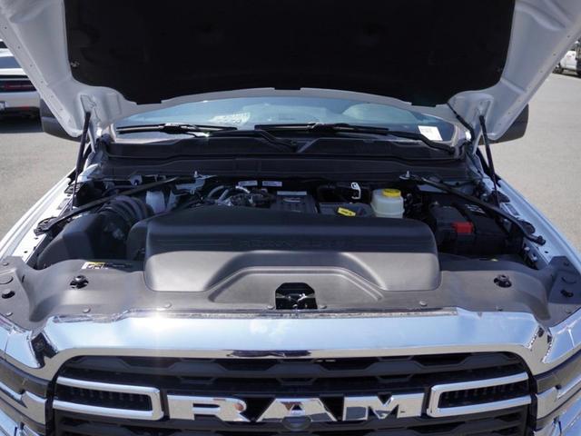 Photo of 2025 Bright White Clearcoat RAM 2500