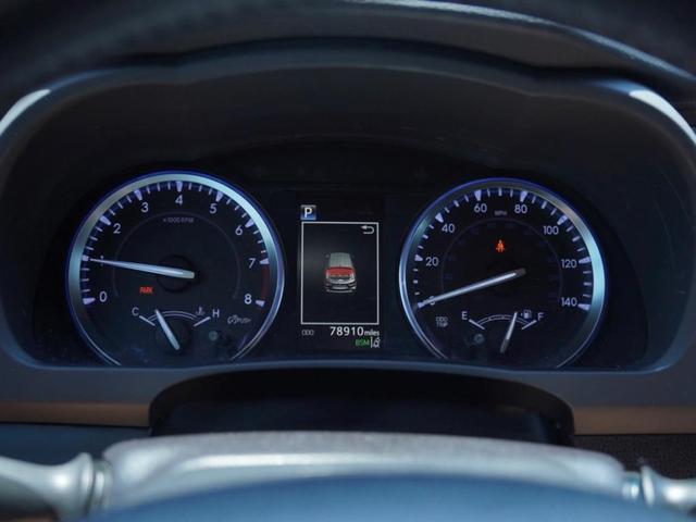 Photo of 2018 Predawn Gray Mica Toyota Highlander