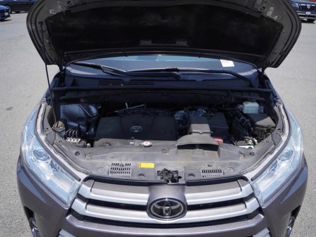 Photo of 2018 Predawn Gray Mica Toyota Highlander