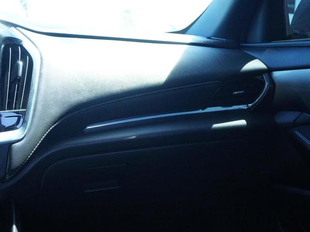 Photo of 2023 Mosaic Black Metallic Chevrolet Traverse