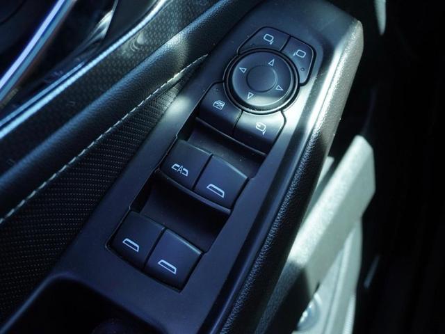 Photo of 2023 Mosaic Black Metallic Chevrolet Traverse