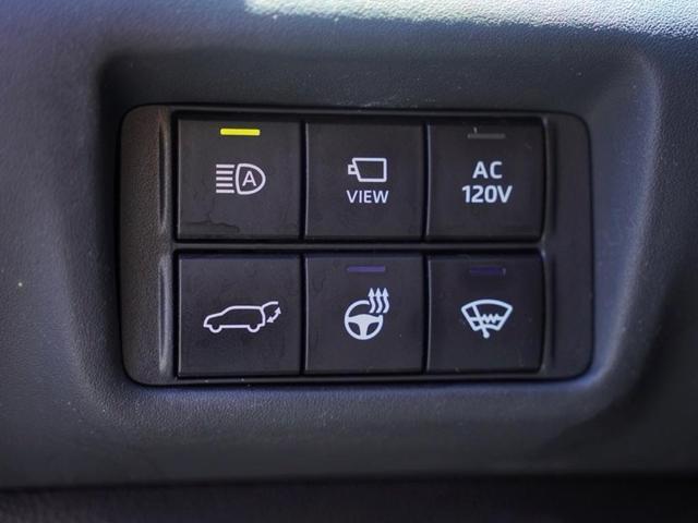 Photo of 2022 Magnetic Gray Metallic Toyota Highlander Hybrid