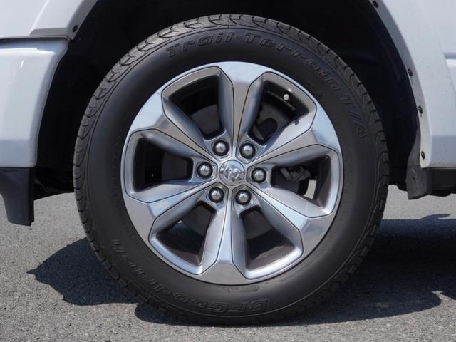 Photo of 2021 Bright White Clearcoat RAM 1500