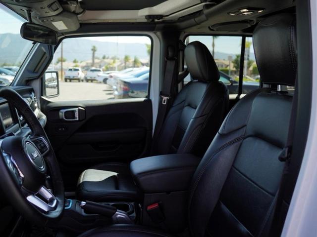 Photo of 2021 Bright White Clearcoat Jeep Wrangler Unlimited
