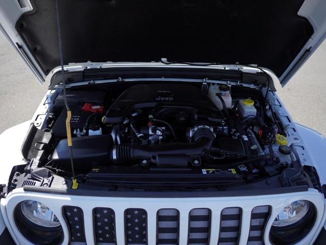 Photo of 2021 Bright White Clearcoat Jeep Wrangler Unlimited