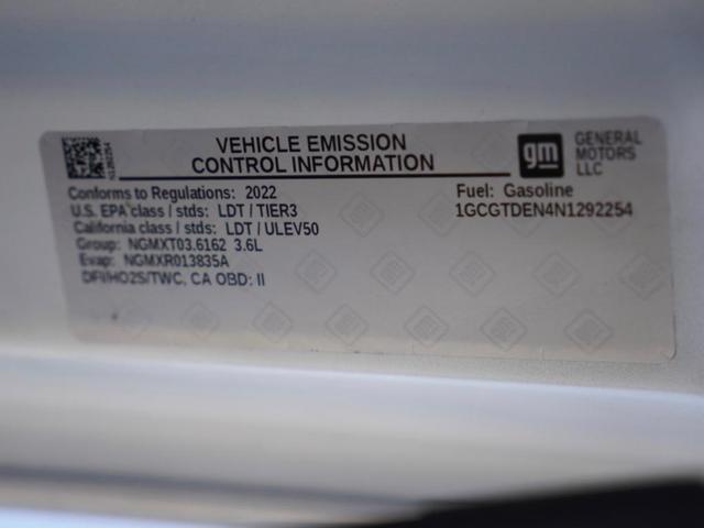 Photo of 2022 Summit White Chevrolet Colorado