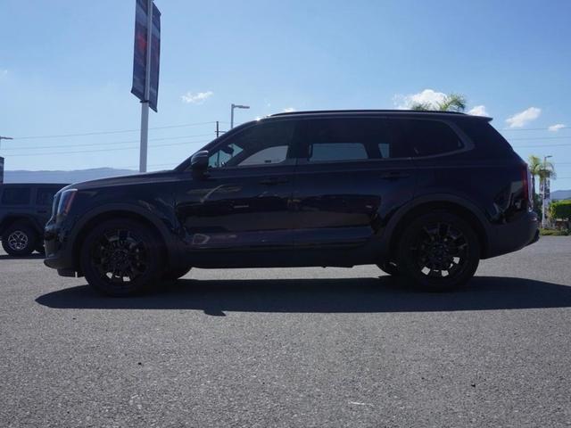 Photo of 2021 Ebony Black Kia Telluride