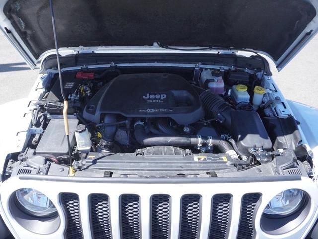Photo of 2021 Bright White Clearcoat Jeep Wrangler Unlimited