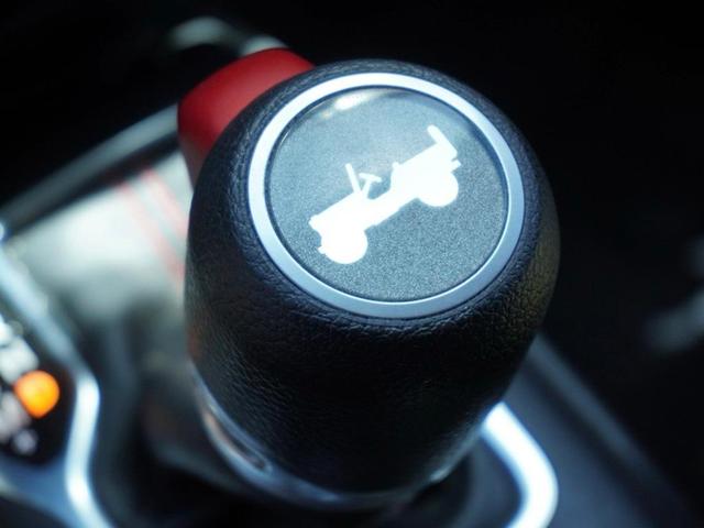 Photo of 2021 Bright White Clearcoat Jeep Wrangler Unlimited