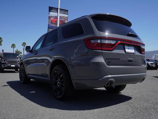 Photo of 2025 Destroyer Gray Clearcoat Dodge Durango