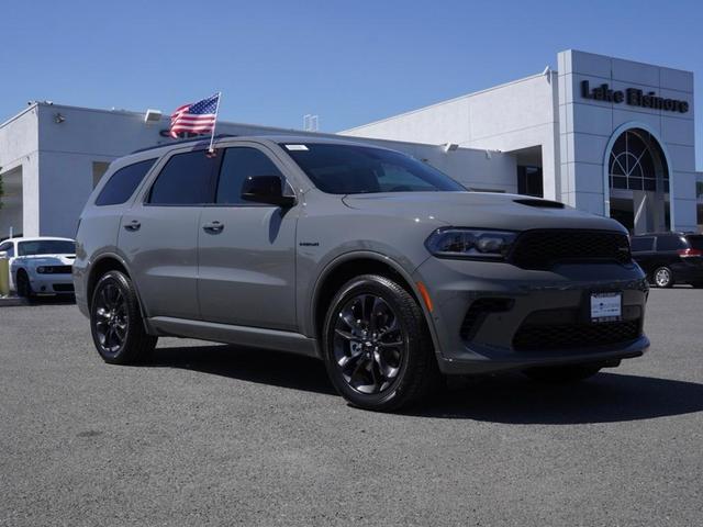 Photo of 2025 Destroyer Gray Clearcoat Dodge Durango