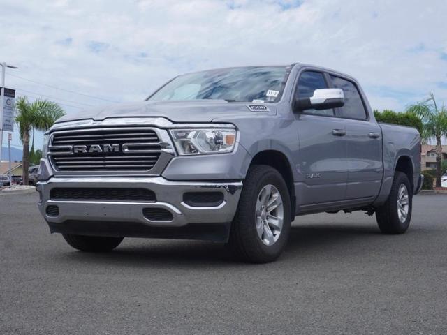 Photo of 2024 Billet Silver Metallic Clearcoat RAM 1500