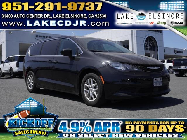 2023 Chrysler Voyager