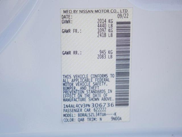 Photo of 2023 White Nissan Altima
