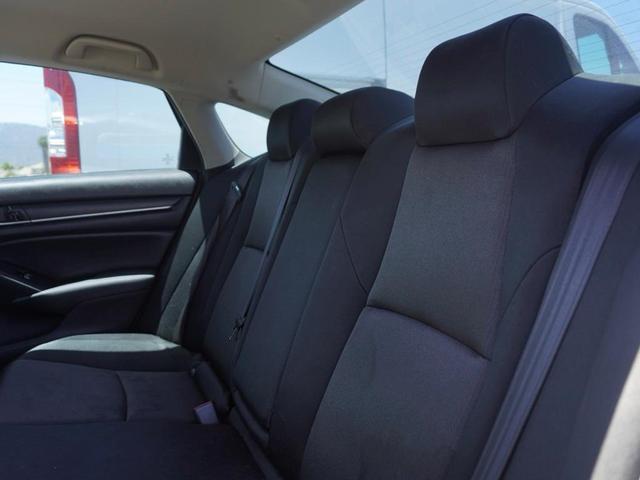 Photo of 2022 Lunar Silver Metallic Honda Accord