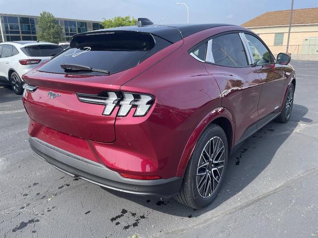Photo of 2025 Molten Ford Mustang Mach-E