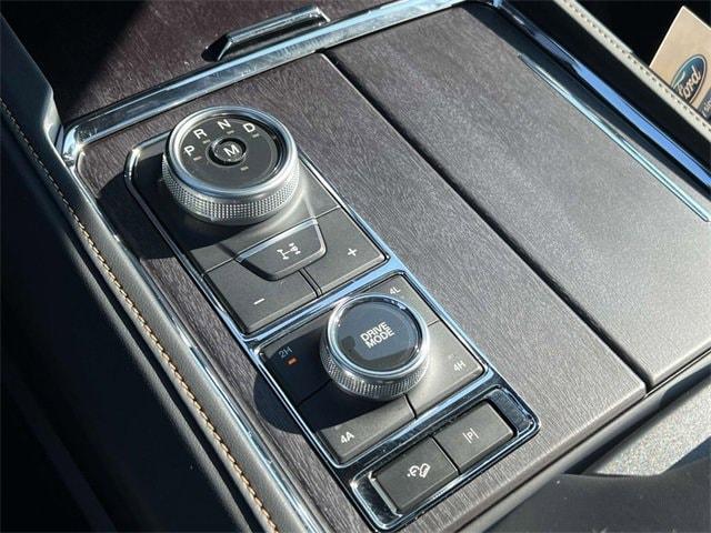 Photo of 2024 Stone Blue Metallic Ford Expedition Max