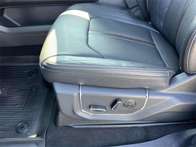 Photo of 2024 Stone Blue Metallic Ford Expedition Max