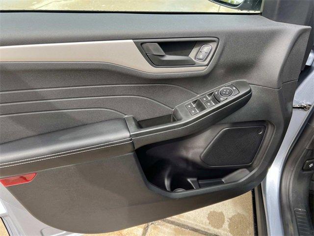 Photo of 2022 Ice Blue Ford Escape