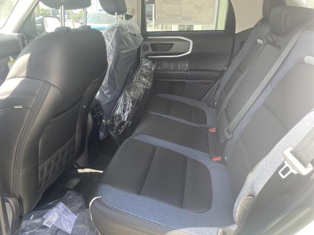 Photo of 2025 Oxford White Ford Bronco Sport