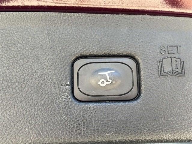 Photo of 2022 Burgundy Velvet Metallic Tinted Clearcoat Ford Edge