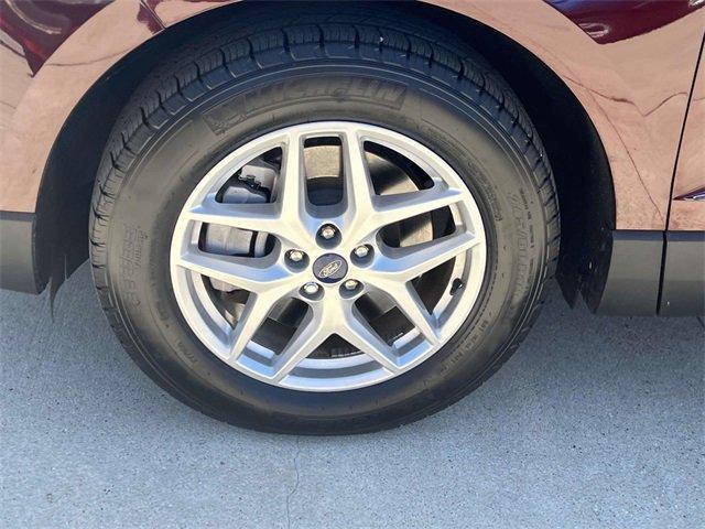 Photo of 2022 Burgundy Velvet Metallic Tinted Clearcoat Ford Edge