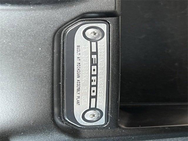 Photo of 2023 Velocity Blue Metallic Ford Bronco