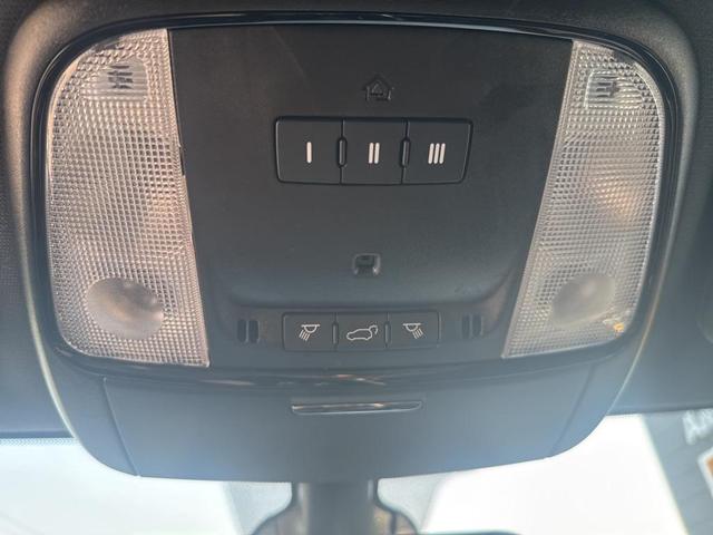 Photo of 2023 White Knuckle Clearcoat Dodge Durango