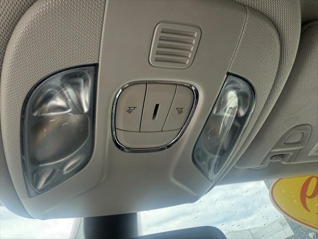 Photo of 2019 Redline Pearlcoat Jeep Compass