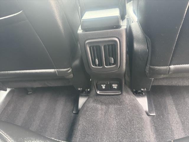 Photo of 2019 Redline Pearlcoat Jeep Compass