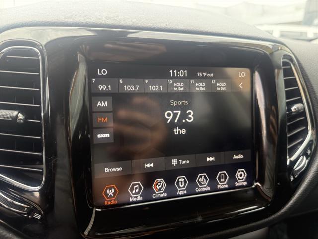 Photo of 2019 Redline Pearlcoat Jeep Compass