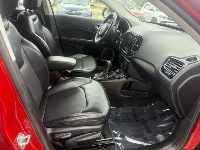 Photo of 2019 Redline Pearlcoat Jeep Compass