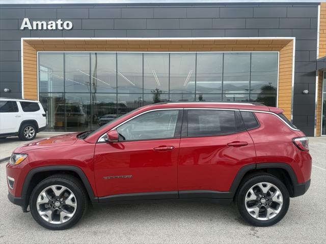 Photo of 2019 Redline Pearlcoat Jeep Compass