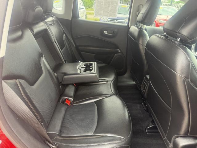 Photo of 2019 Redline Pearlcoat Jeep Compass