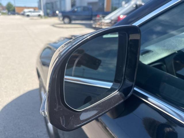 Photo of 2022 Onyx Black Metallic Volvo XC60