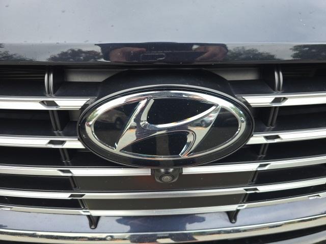 Photo of 2021 Oxford Blue Hyundai SONATA Hybrid