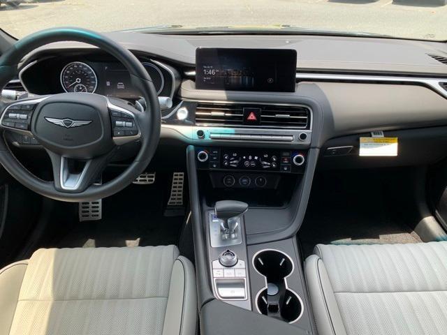 Photo of 2025 Vik Black Genesis G70