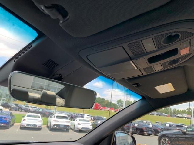 Photo of 2025 Vik Black Genesis G70