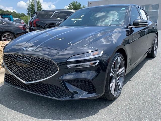 Photo of 2025 Vik Black Genesis G70
