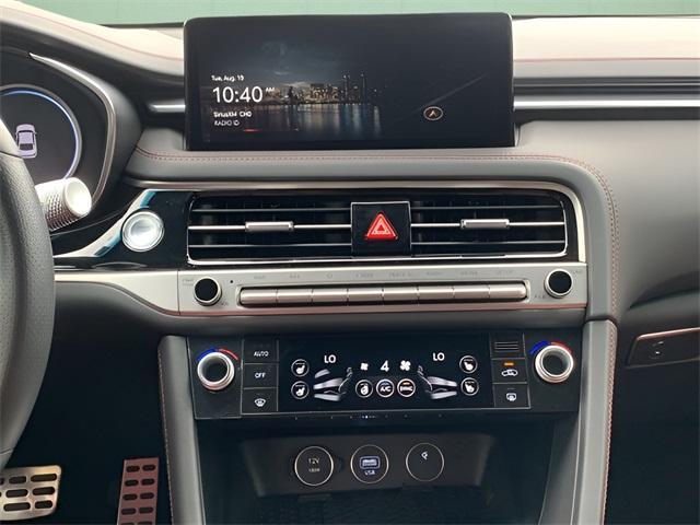 Photo of 2025 Alta White Genesis G70