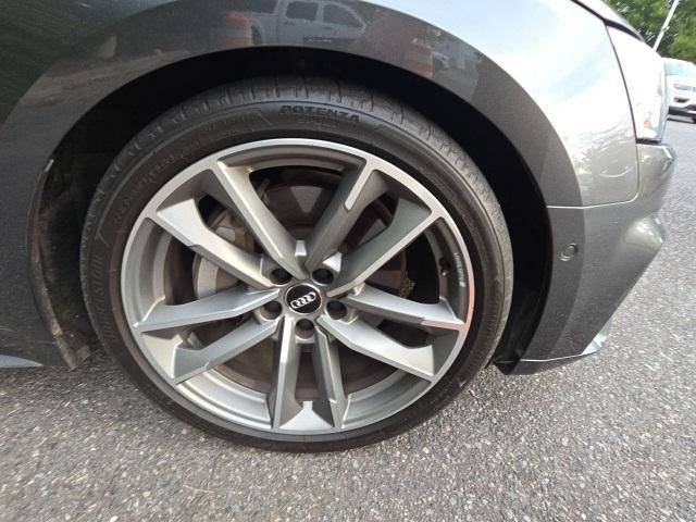 Photo of 2019 Daytona Gray Pearl Effect Audi A5