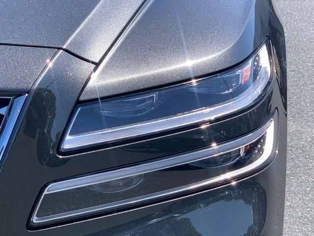 Photo of 2024 Makalu Gray Genesis GV80