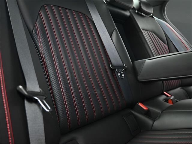 Photo of 2024 Vik Black Genesis G70