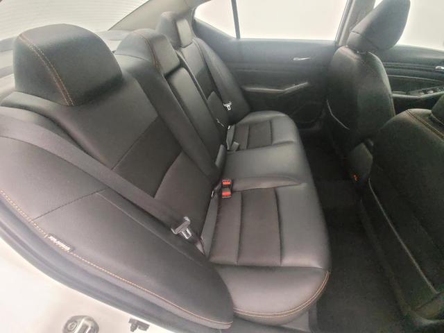 Photo of 2020 White Nissan Altima