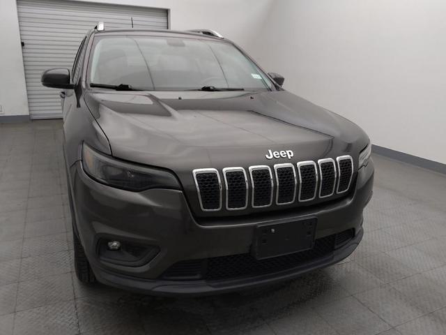 Photo of 2019 Diamond Black Crystal Pearlcoat Jeep Cherokee