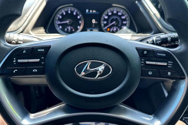 Photo of 2022 Silver Hyundai SONATA