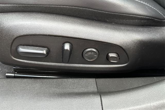 Photo of 2017 Red Buick LaCrosse