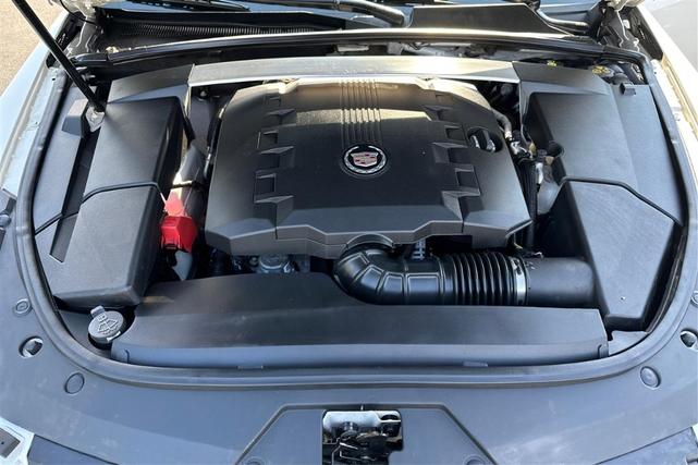 Photo of 2014 White Cadillac CTS