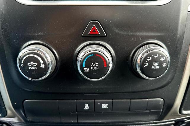 Photo of 2017 Maroon RAM 1500